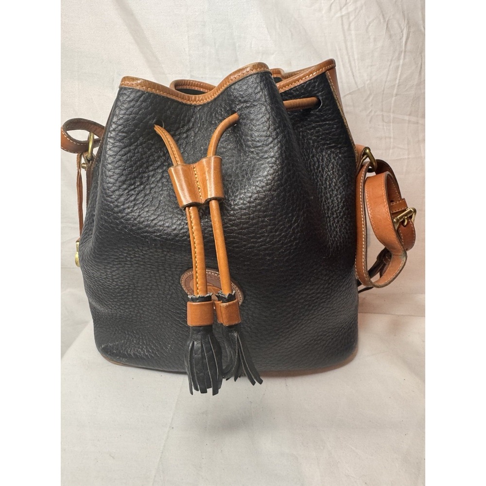 Vtg Dooney & Bourke Drawstring Bucket Bag Black Leather Custom‎ Inner Pocket.